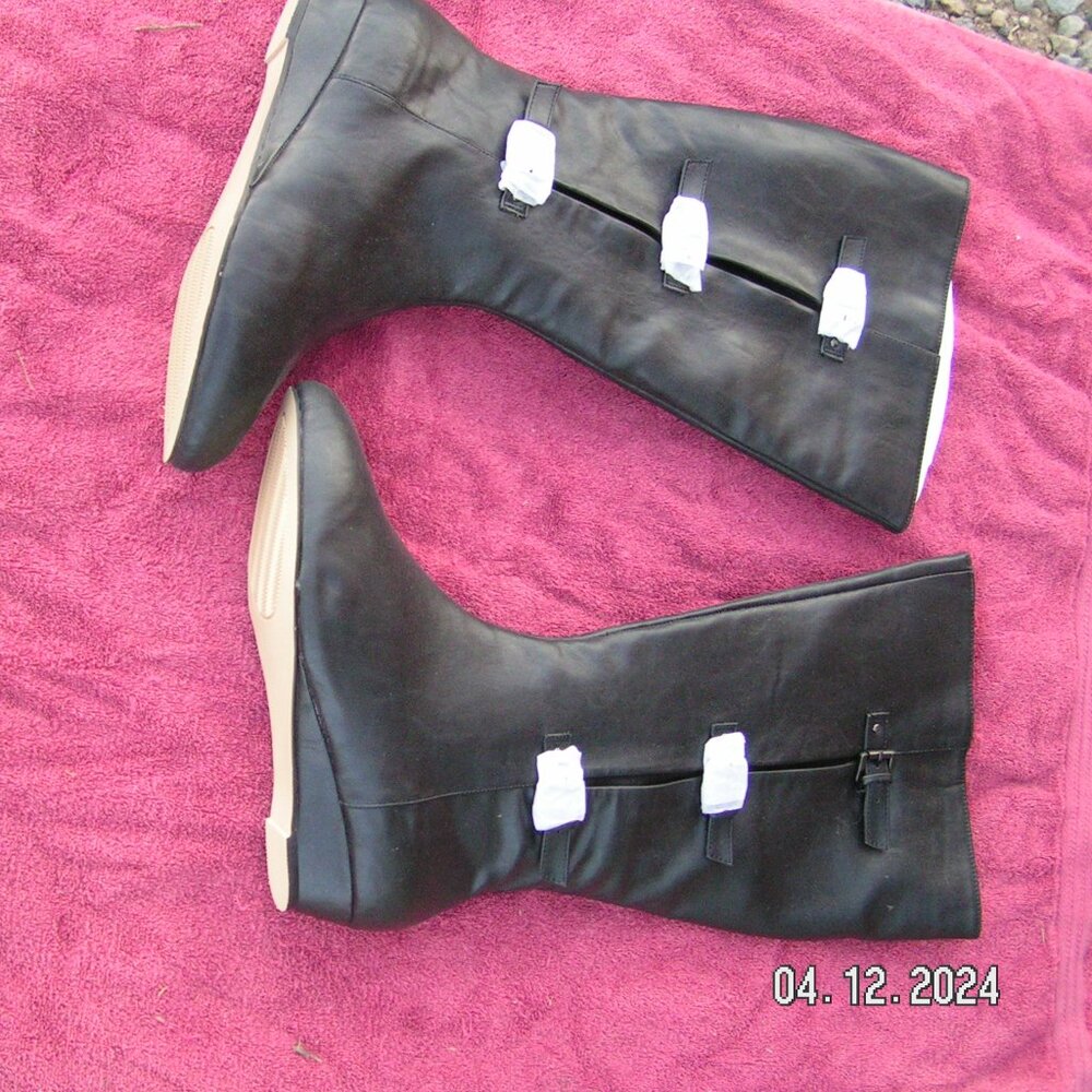 Jessica London Boots size 11ww